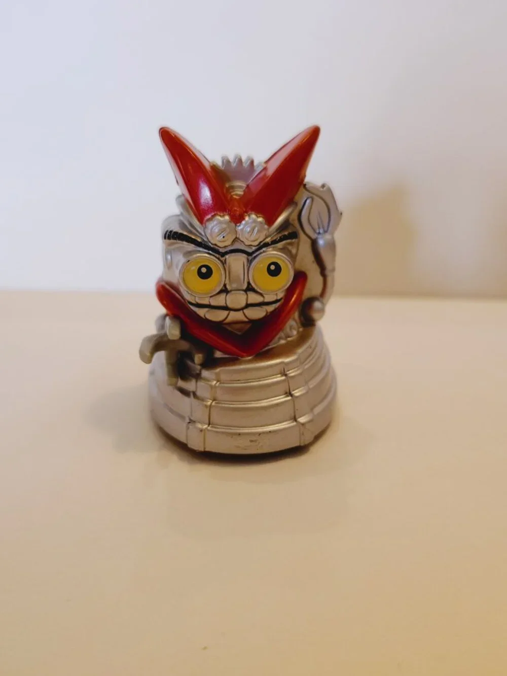 Kellogg's Robots Movie Lot Of 2 Crank Casey Madame Gasket Pull Back Action Toy